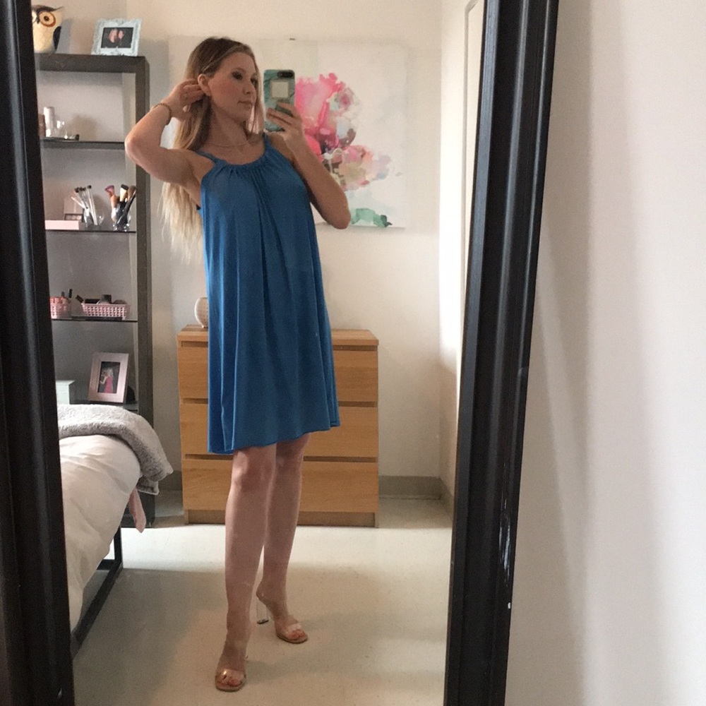 Silky flowy blue dress sz M
